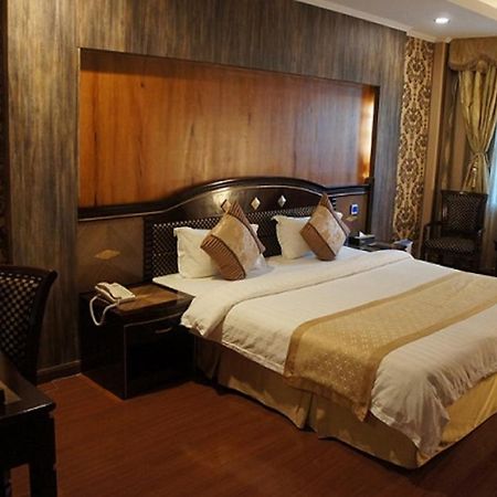 Interpark Hotel 오롱가포 외부 사진
